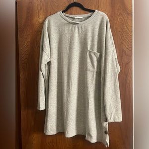 Reb in J oatmeal sweater